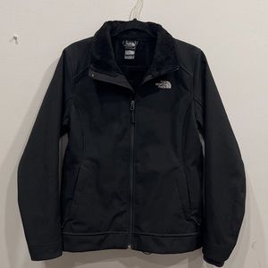 Medium Black North Face Women’s Jacket. Worn a few times.